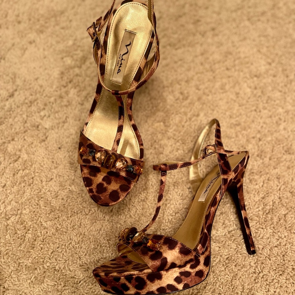 Satin platform he’ll cheetah print